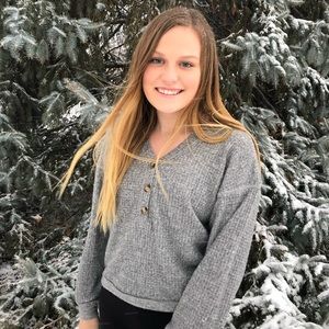 Meet your Posher, Emily